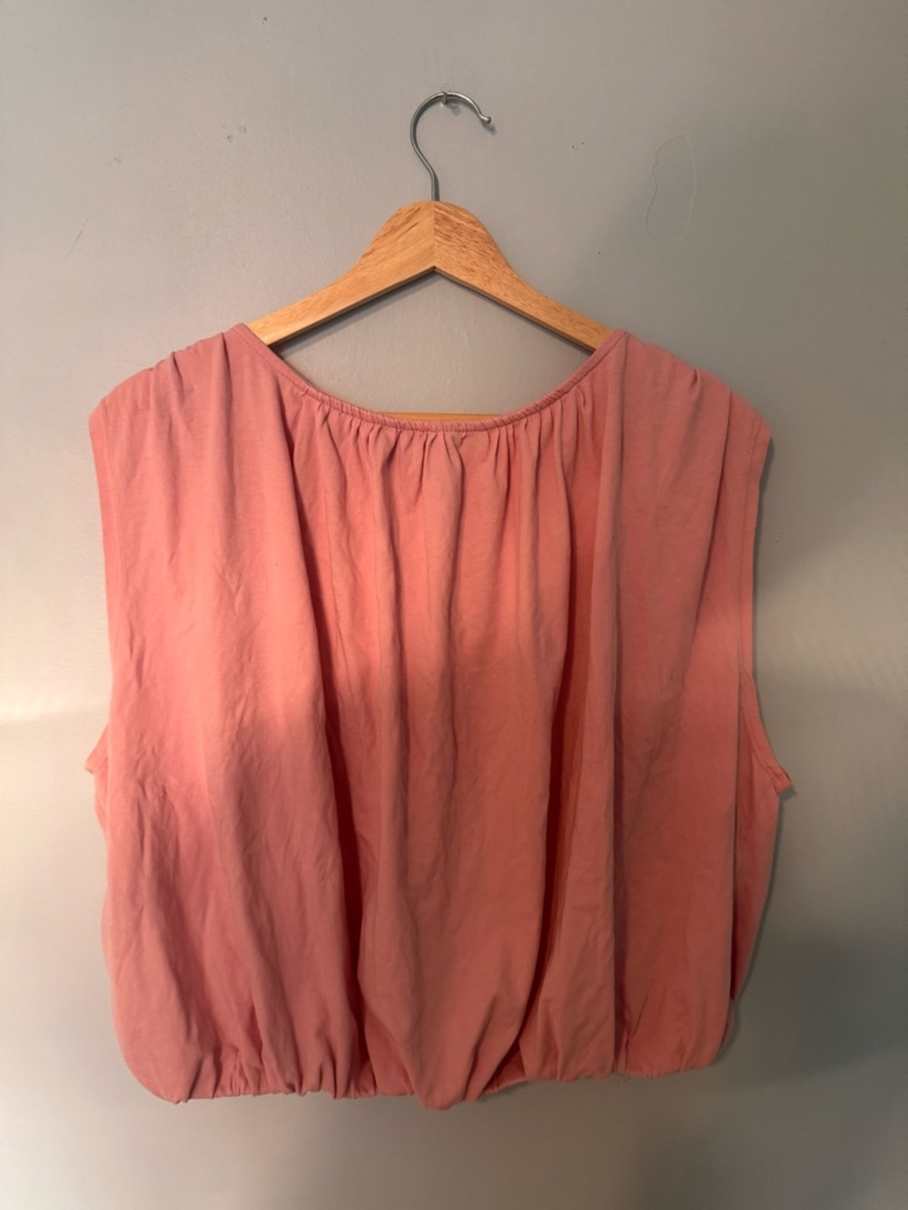 By Anthropologie Crop Bubble-Hem Tank Top in Frosted Tulip - Picture 4 of 5